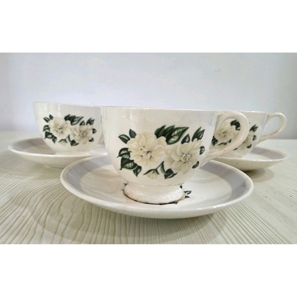 Vintage Homer Laughlin Nautilus Gardenia - TEA CUP & Saucer, Set Of 3 - Picture 2 of 5